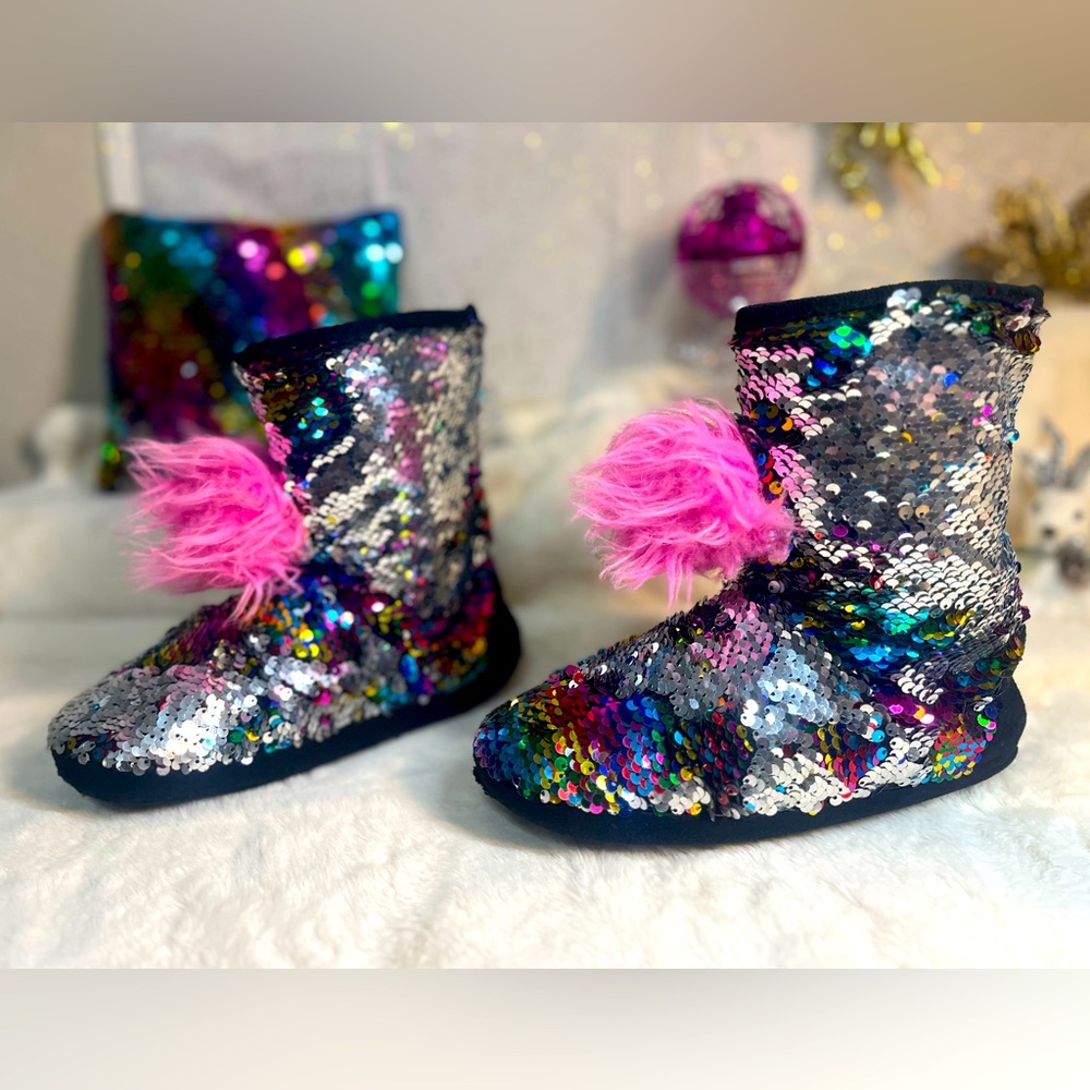 Girls Sparkly Sequin ASMR Slipper Boots size 2/3